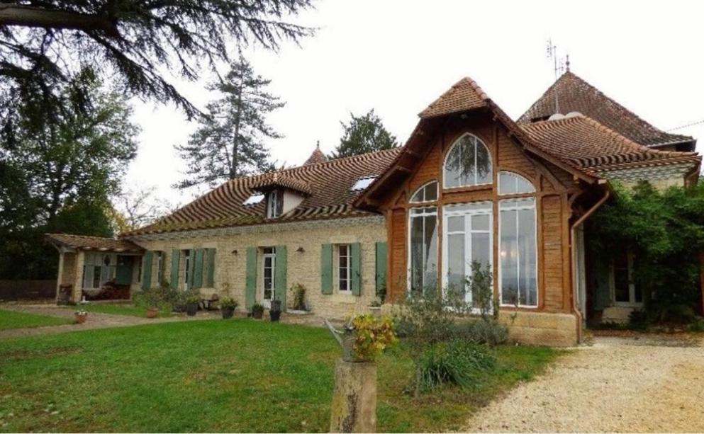Les Deux Cedres Apartment Бержерак Екстериор снимка