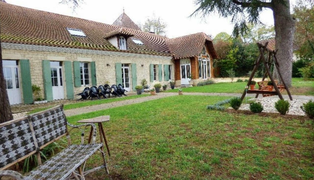 Les Deux Cedres Apartment Бержерак Екстериор снимка