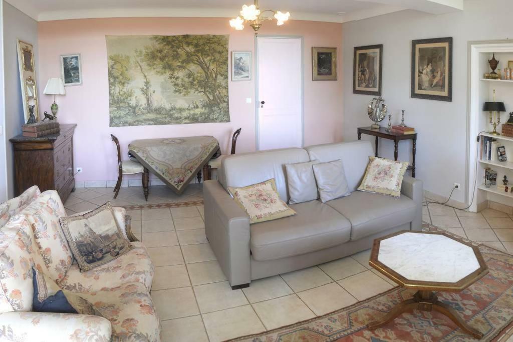 Les Deux Cedres Apartment Бержерак Екстериор снимка
